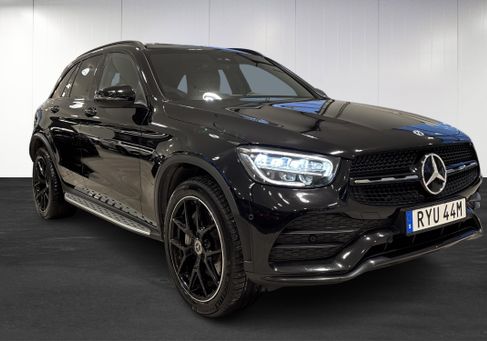 Mercedes-Benz GLC 300, 2022