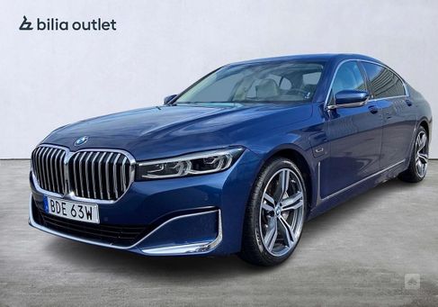 BMW 745, 2022