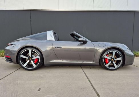 Porsche 911, 2022
