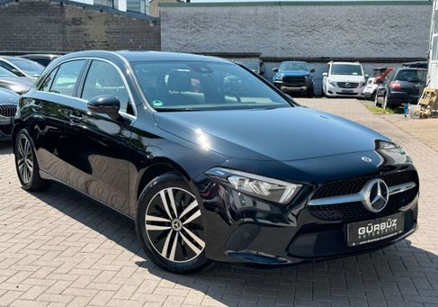 Mercedes-Benz A 180, 2022