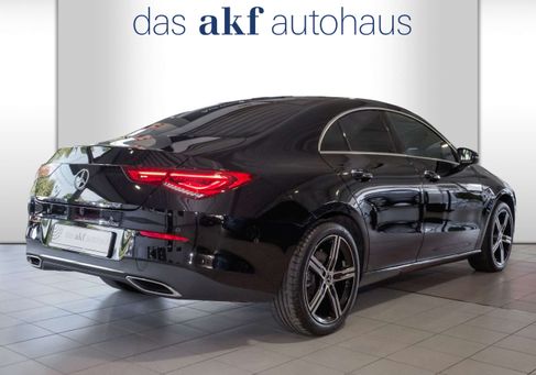 Mercedes-Benz CLA 200, 2022