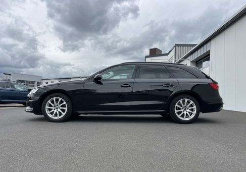 Audi A4, 2023 2