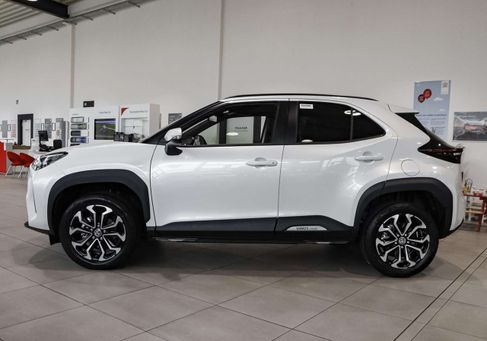 Toyota Yaris Cross, 2025