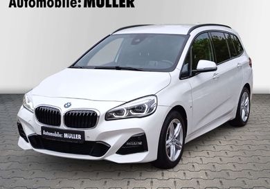 BMW 220, 2021