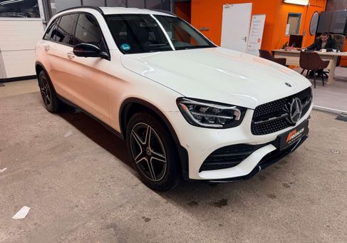 Mercedes-Benz GLC 200, 2020