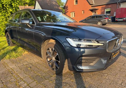 Volvo V60, 2022