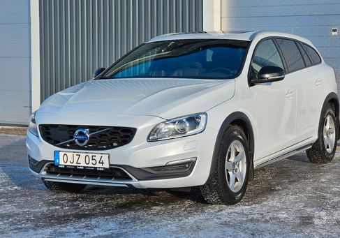 Volvo V60 Cross Country, 2017