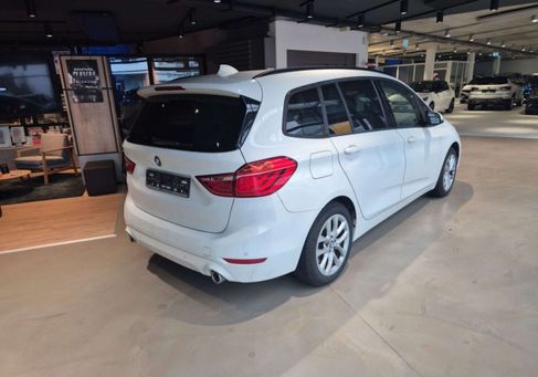 BMW 220, 2018 3