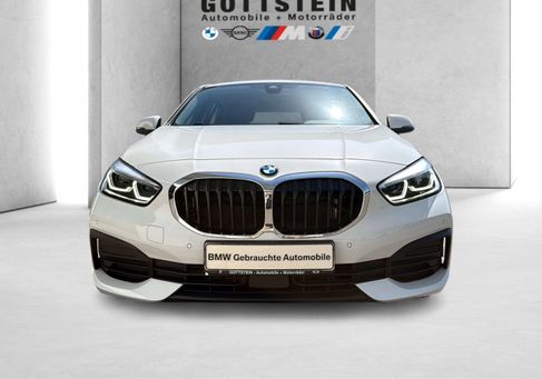 BMW 118, 2022