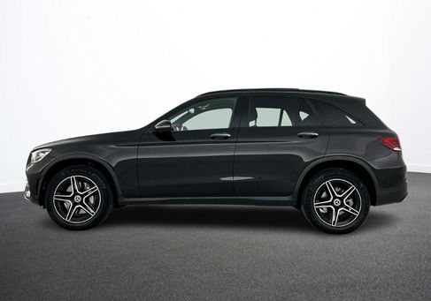 Mercedes-Benz GLC 300, 2022