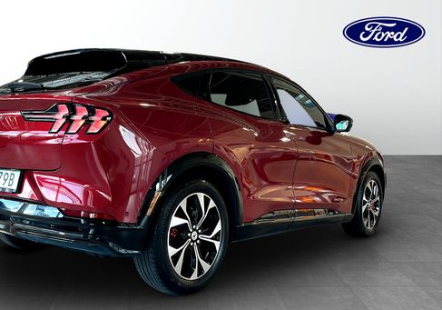 Ford Mustang Mach-E, 2021