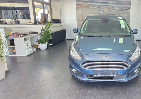 Ford S-Max, 2019 3