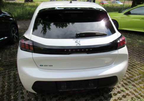 Peugeot 208, 2022