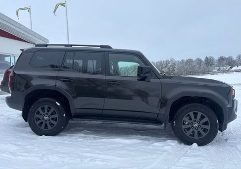 Toyota Land Cruiser, 2024