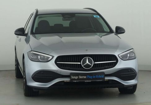 Mercedes-Benz C 300, 2022