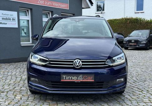 Volkswagen Touran, 2019 3