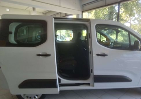 Opel Combo, 2026 3