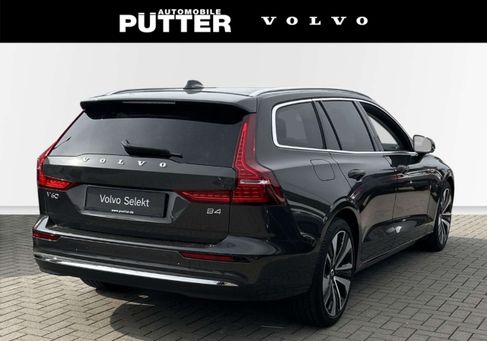 Volvo V60, 2022