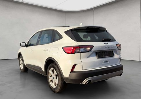Ford Kuga, 2022