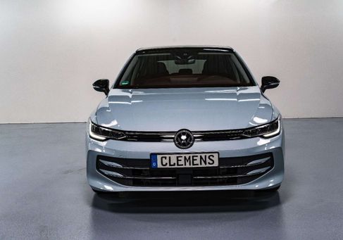 Volkswagen Golf, 2024 2