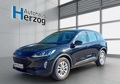 Ford Kuga, 2022