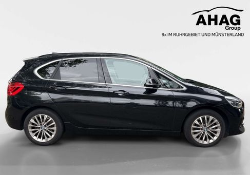 BMW 218, 2021 3