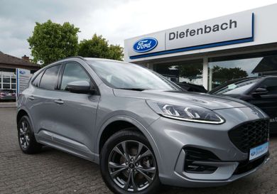 Ford Kuga, 2022