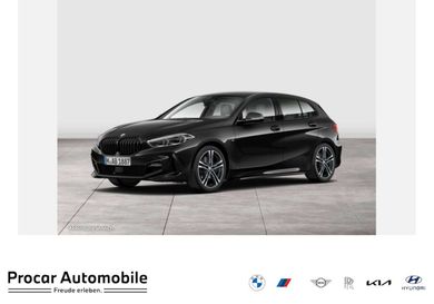 BMW 118, 2023