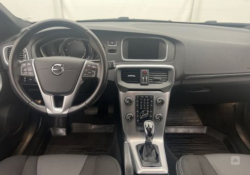 Volvo V40, 2017