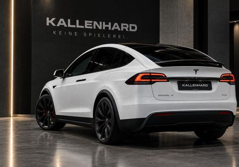Tesla Model X, 2023 3