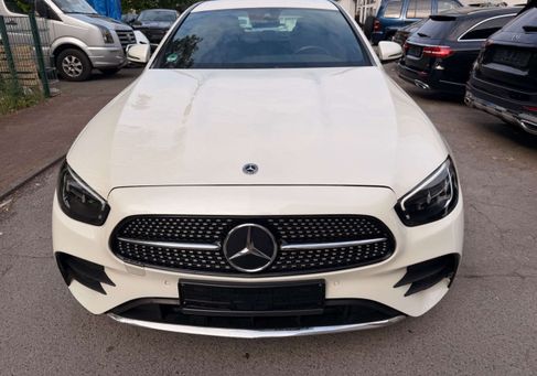 Mercedes-Benz E 200, 2020 2
