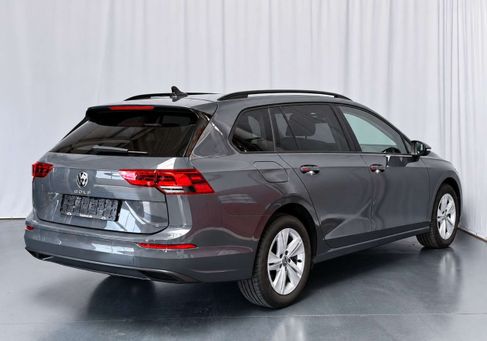 Volkswagen Golf, 2023 3