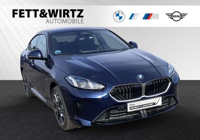BMW 220, 2025