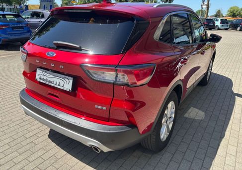 Ford Kuga, 2022