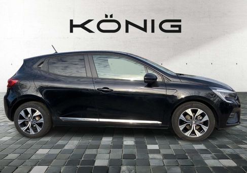 Renault Clio, 2023