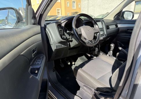 Mitsubishi Outlander, 2017