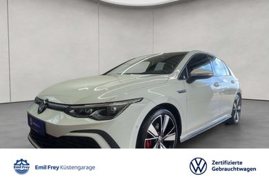 Volkswagen Golf, 2022