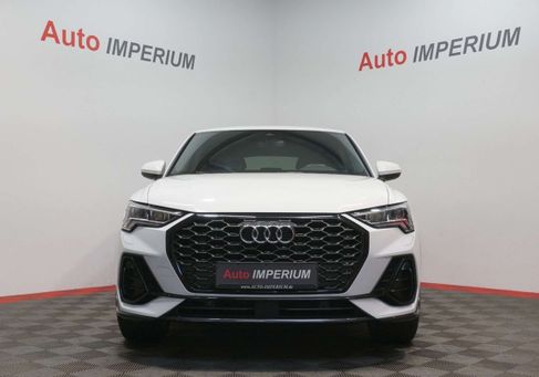 Audi Q3, 2022 2
