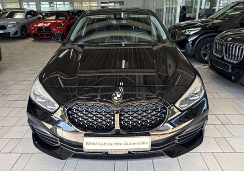 BMW 118, 2019