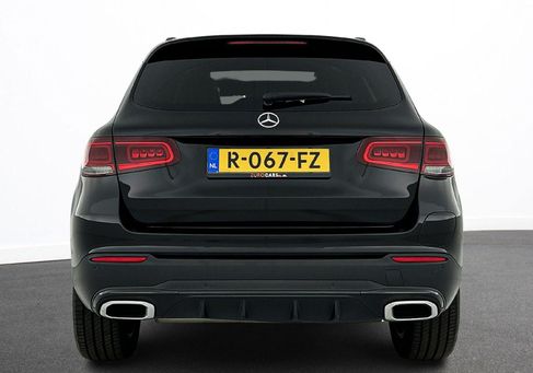 Mercedes-Benz GLC 300, 2022