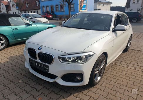 BMW 118, 2017