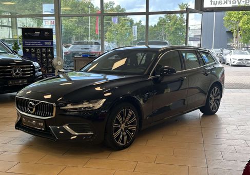 Volvo V60, 2022