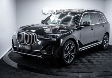 BMW X7, 2021