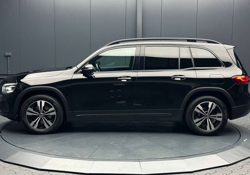 Mercedes-Benz GLB 200, 2022