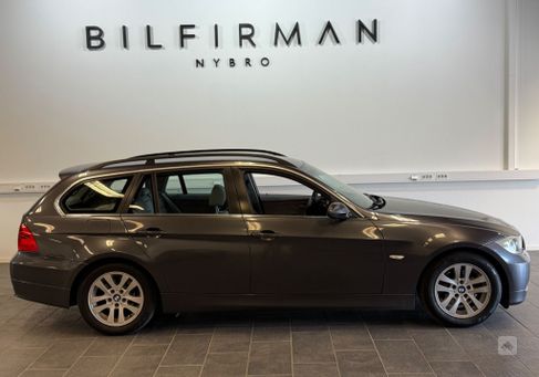 BMW 325, 2006