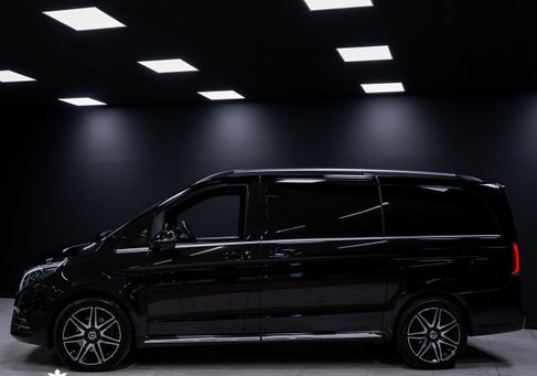 Mercedes-Benz V 300, 2024