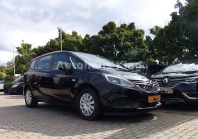 Opel Zafira, 2018