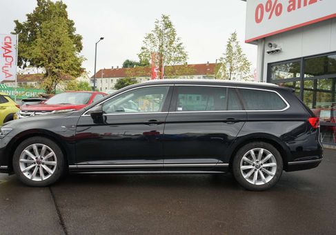 Volkswagen Passat Variant, 2022