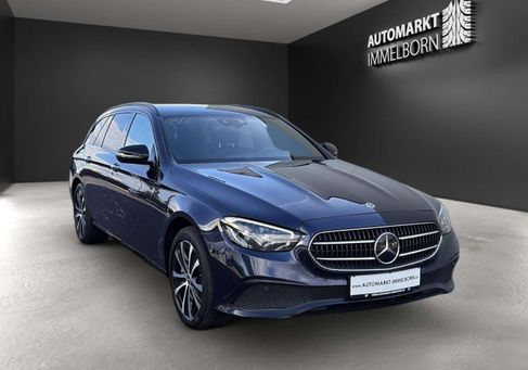 Mercedes-Benz E 300, 2022 2