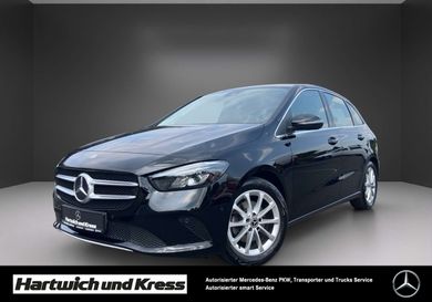 Mercedes-Benz B 200, 2022